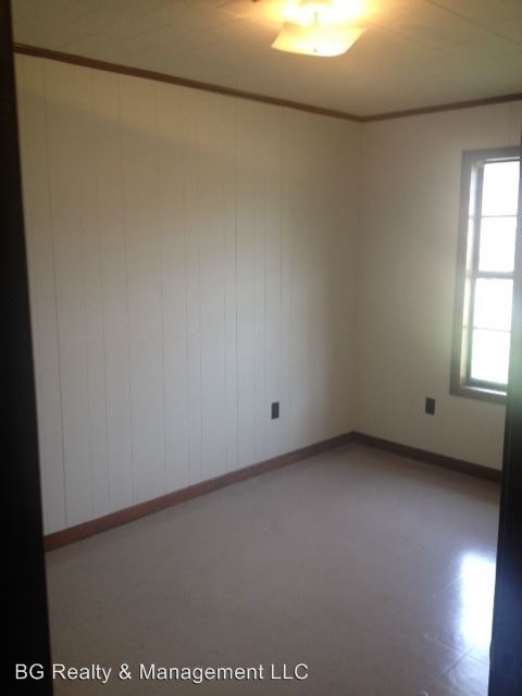 Building Photo - 3 br, 1.5 bath House - 2605 Brenda Drive