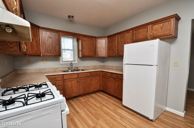 Foto del edificio - 3 br, 1 bath House - 7651 Rogers St