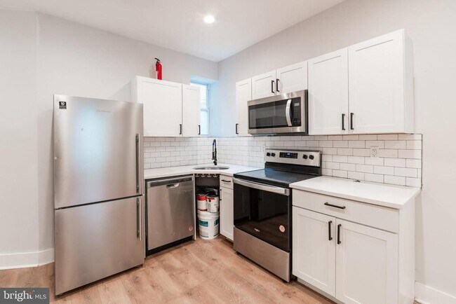 Foto del edificio - 5111 Willows Ave