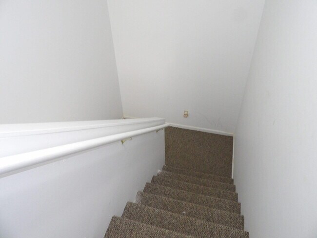 Foto del edificio - 204 Landings Dr