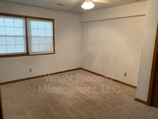 Building Photo - 1219 2nd St