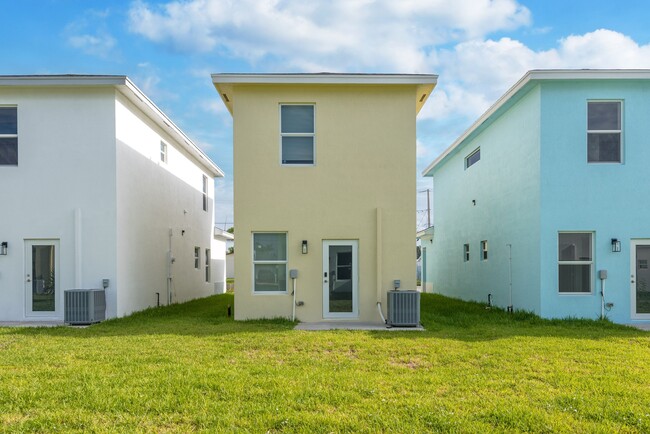 Photo - 408 NW 13th Ave House