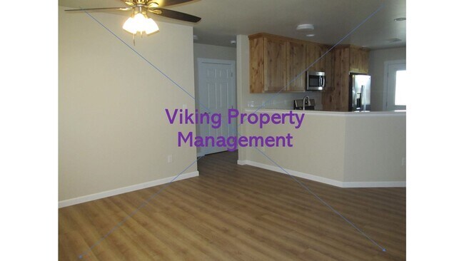 Foto del edificio - 1370 NW Breann Loop