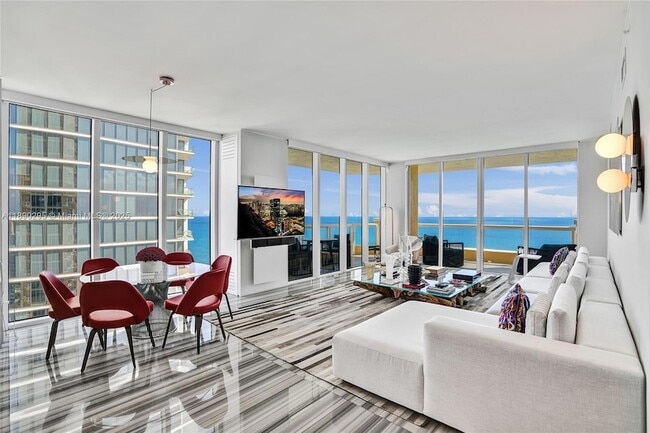 Foto del edificio - 17875 Collins Ave