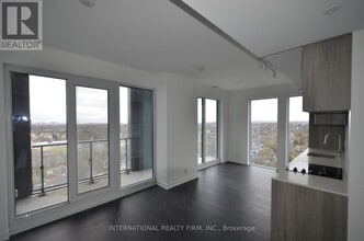 Building Photo - 2020-2020 Bathurst St