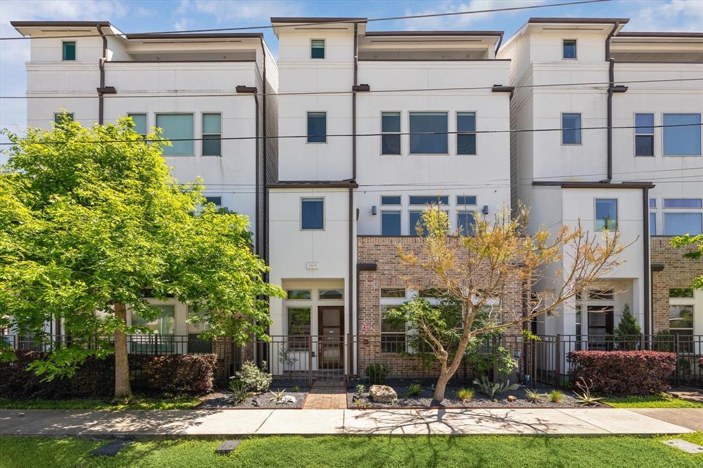 Foto principal - 1505 Missouri St