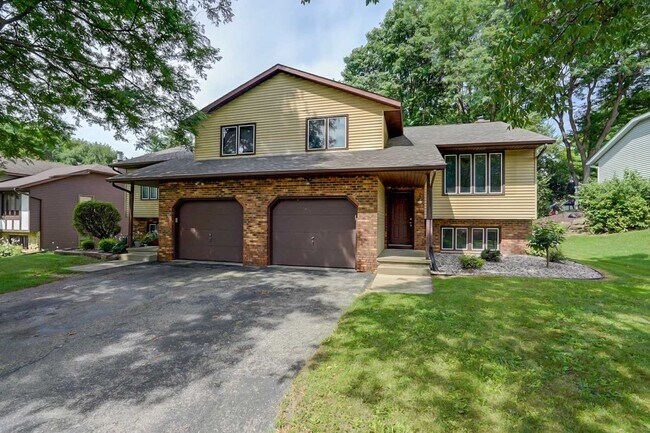 Privately owned and managed by small family business - 832 Walnut St