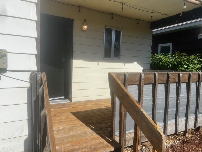 terraza trasera - 1509 N 12th St