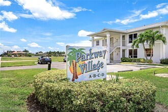 Building Photo - 5024 Chiquita Blvd S