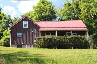 Building Photo - 97 Wonsettler Rd