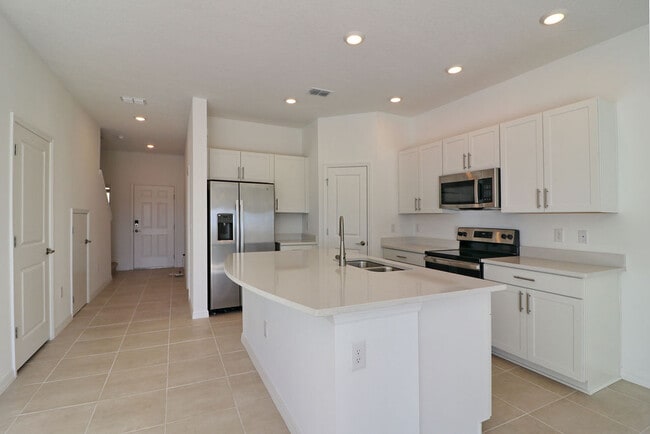 Building Photo - 11783 Glenside Ter