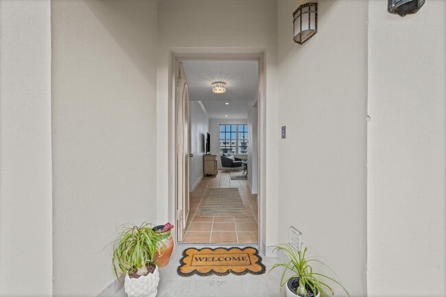 Building Photo - 3475 S Ocean Blvd