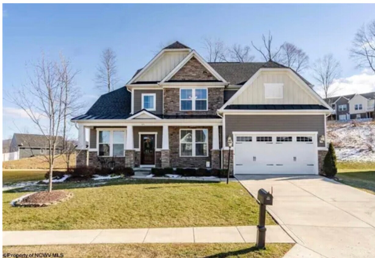 64 Falling Water Ln, WV 26508 House Rental in