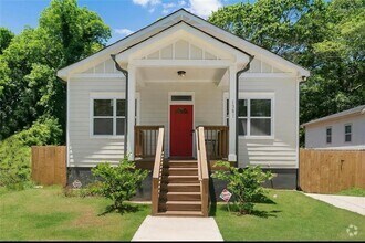 Building Photo - 1381 Miller Reed Ave SE