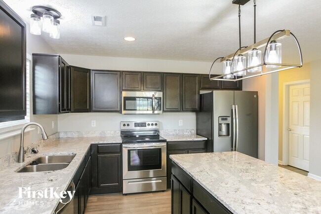 Foto del edificio - 5846 Wintersweet Ln