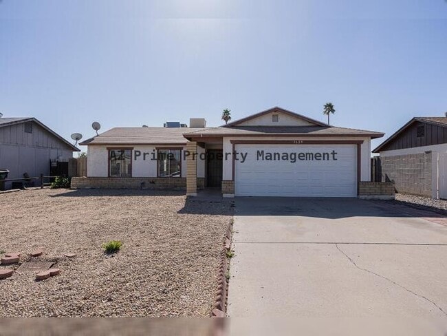 Building Photo - 3629 E Blanche Dr