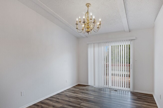 Foto del edificio - 3 bedroom home in Quail Meadows for rent