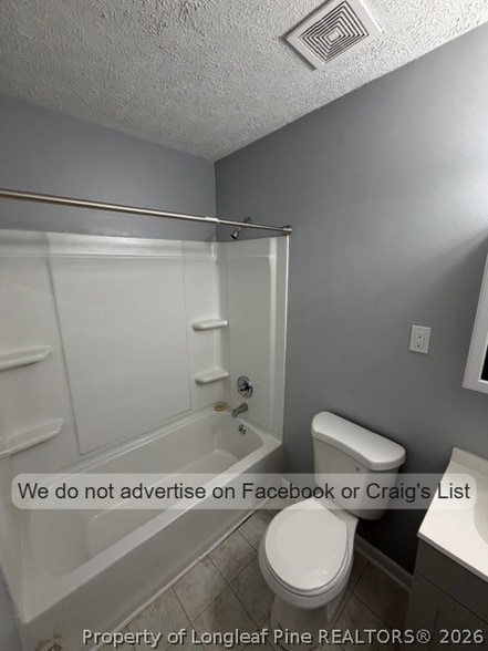 Building Photo - 1104 Barwin Dr