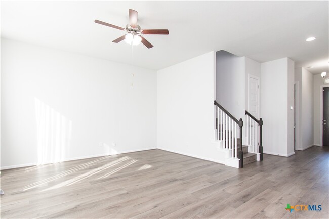 Foto del edificio - 6808 Verona Pl