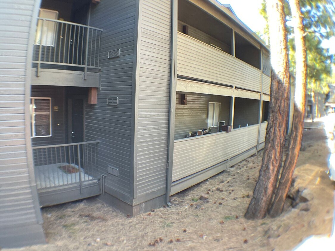 1385 W University Ave, Flagstaff, AZ 86001 Condo for Rent in