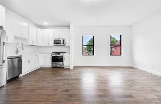 Foto del edificio - 206-208 Main St