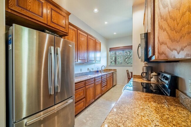 Building Photo - 103 Rolling Hills Dr
