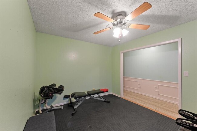 Foto del edificio - 14206 Duncannon Dr