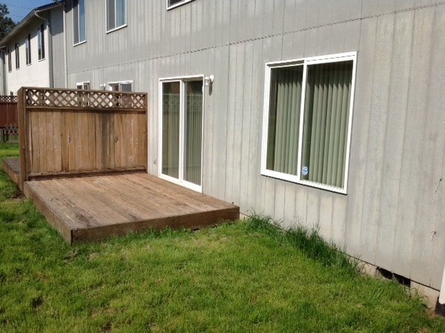 Terraza trasera - 935 College Ln NE