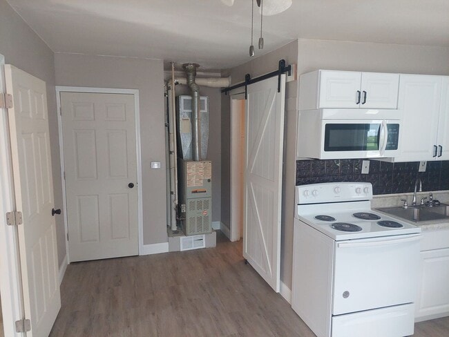 Photo - 534 Park Ave Apartment