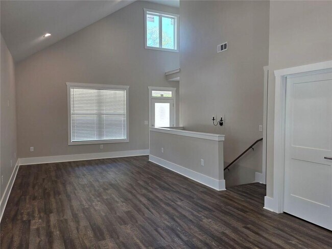 Foto del edificio - 147 Dripping Rock Trl