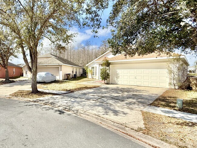 Foto del edificio - 3120 Stern Ct