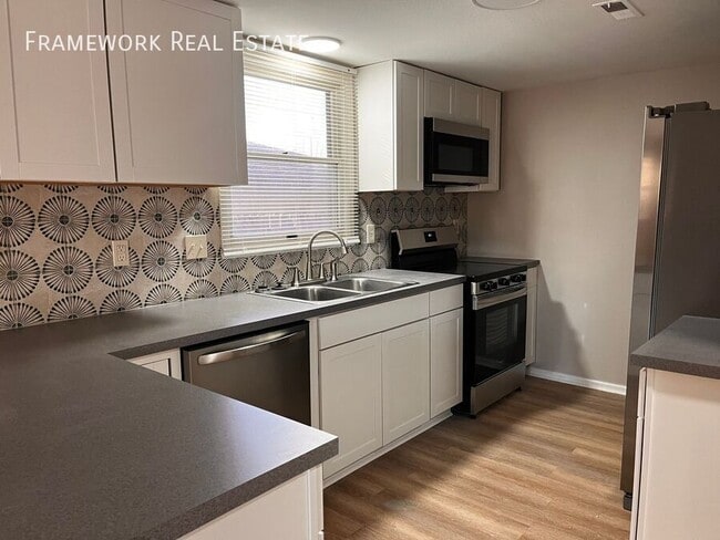 Photo - 143 E Longs Peak Ave Apartment