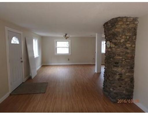Building Photo - 144 Montague Rd