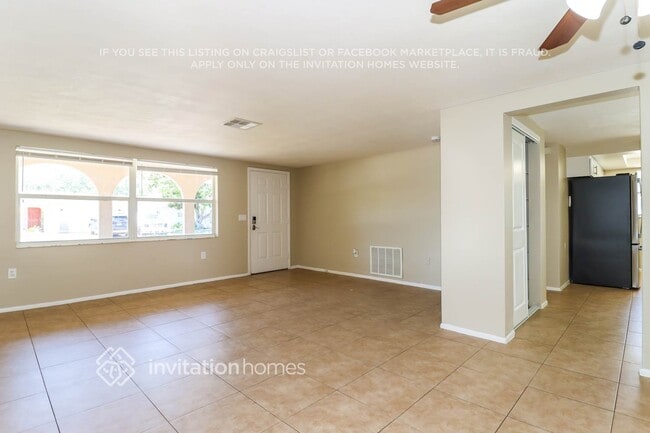 Building Photo - 5809 Elena Dr
