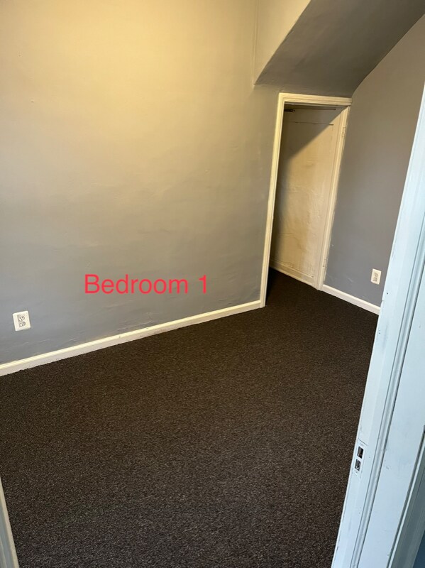3020 Evaline St, Hamtramck, MI 48212 Room for Rent in Hamtramck, MI