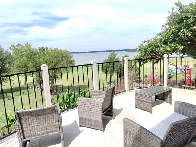 Foto del edificio - 508 Longshore Dr