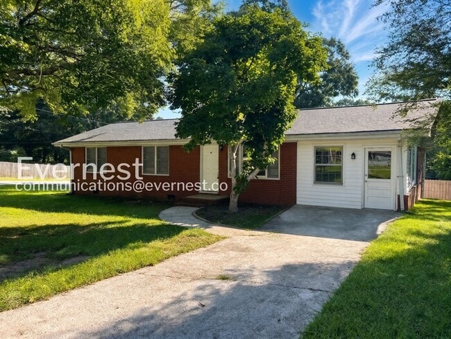 Building Photo - 4715 Ballew Dr