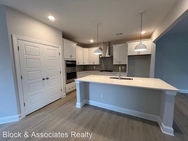 Foto del edificio - 3 br, 2.5 bath House - 2133 Voekler Street
