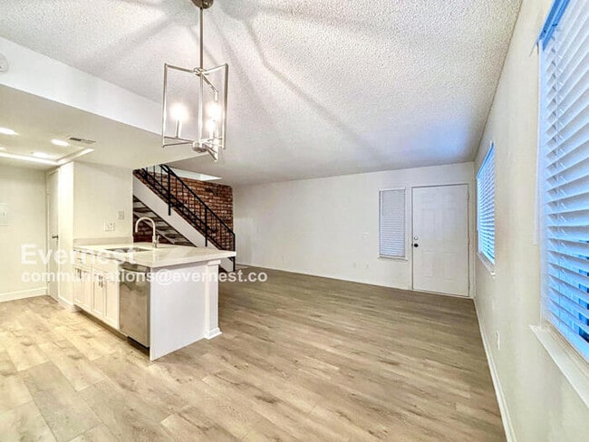 Building Photo - 72666 Bursera Way