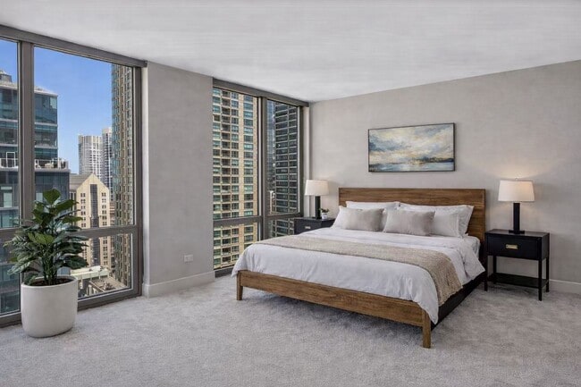 Foto del edificio - 2 E Erie St