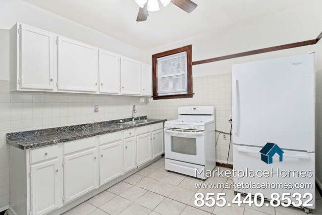 Foto del edificio - 8024 S Justine St