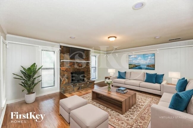 Foto del edificio - 1451 Sandy Stone Ln