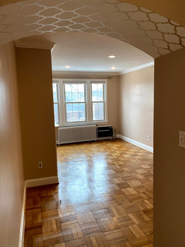 4481 MacArthur Blvd NW Unit 301, Washington, DC 20007 Condo for Rent