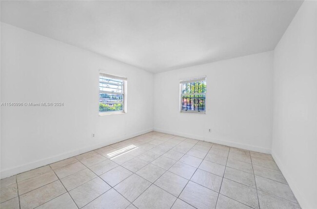 Foto del edificio - 2 bedroom in Miami FL 33127