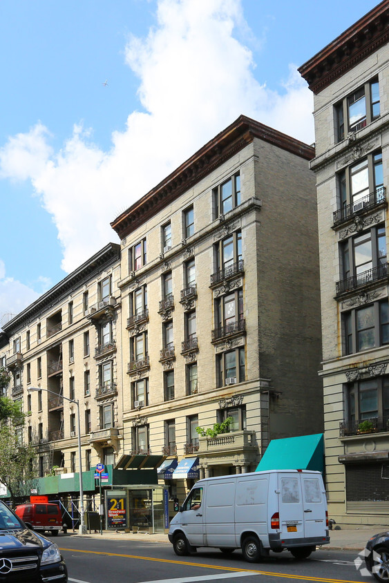 Foto principal - 461 Fort Washington Ave
