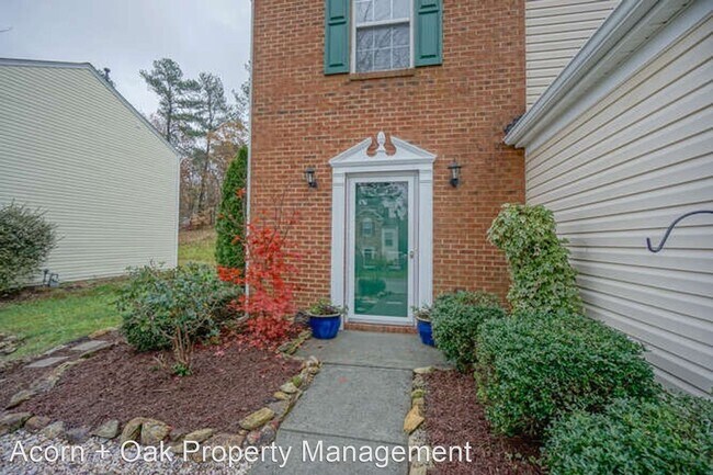 Building Photo - 3 br, 2.5 bath House - 202 Cloverdale Drive