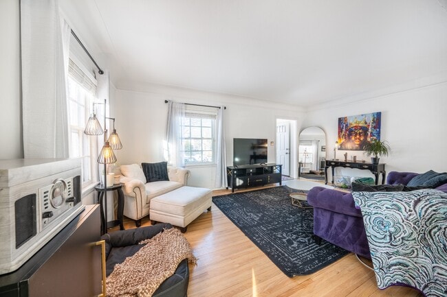 Foto del edificio - 4249 18th Ave S