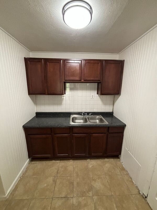 Foto del edificio - 11920 Bridgevale Ave