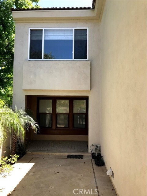 Building Photo - 9 Mandrake Way