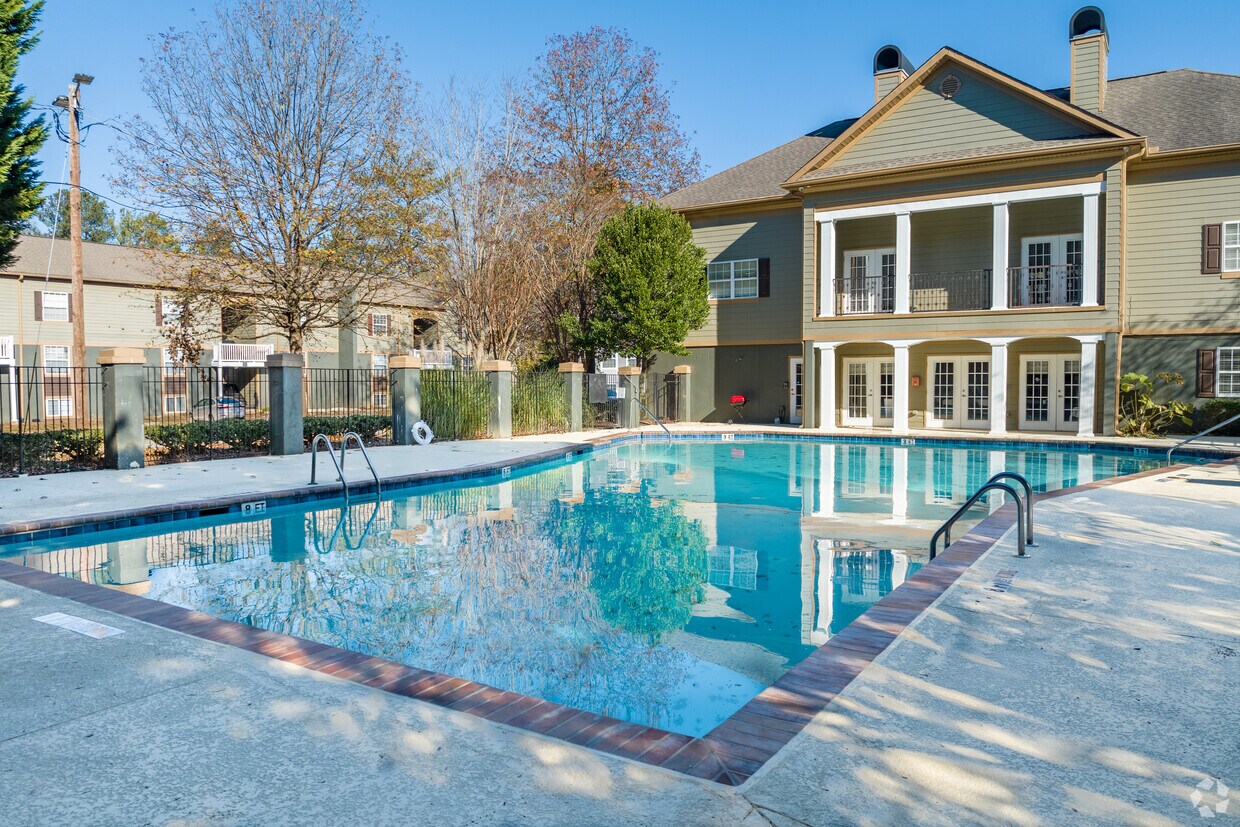 Woodside Village Apartments in Clarkston, GA